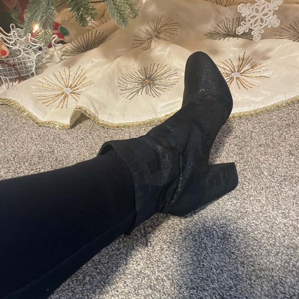 Jessica Simpson boots - Picture 9 of 9